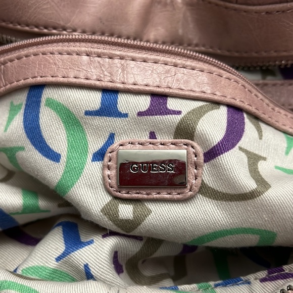 Used Pale rose GUESS purse with rhinestone G, four pockets inside, embossed, - Picture 14 of 14